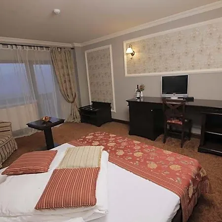 Nobillis - Carpathian 4*